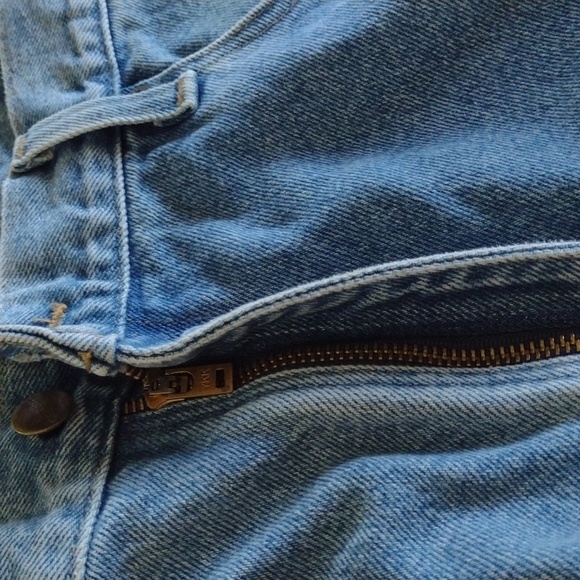 Carhartt 42 x 32 mens relaxed fit denim jeans. EXCELLENT condition! Prel… - Picture 6 of 6